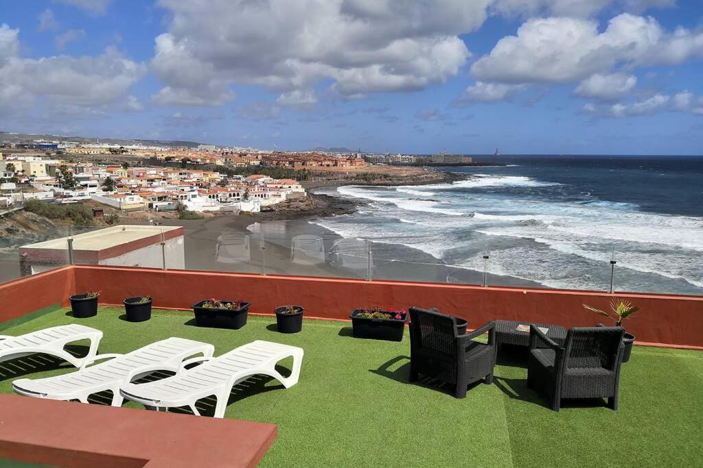 Cosy Flat For 2 Directly At The Beach Apartamento Melenara Exterior foto